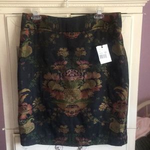 NWT CAbi patterned skirt